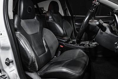 2014 Holden Commodore - Thumbnail