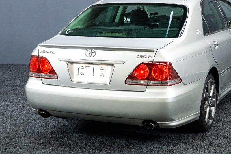 2005 Toyota Crown