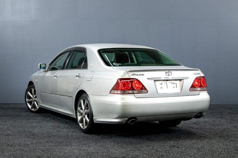 2005 Toyota Crown