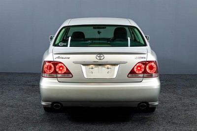 2005 Toyota Crown - Thumbnail