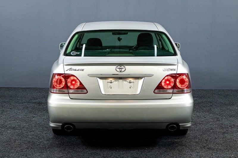 2005 Toyota Crown