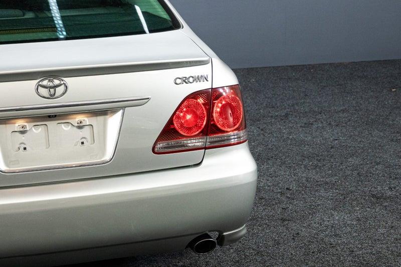 2005 Toyota Crown