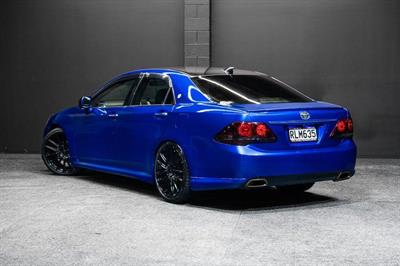 2009 Toyota Crown - Thumbnail