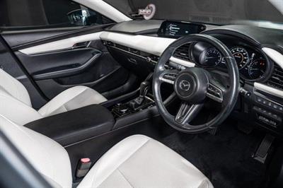 2019 Mazda Mazda - Thumbnail