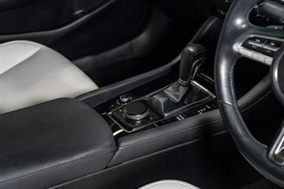 2019 Mazda Mazda - Thumbnail
