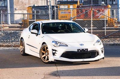 2017 Toyota 86 - Thumbnail