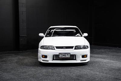 1996 Nissan Skyline - Thumbnail