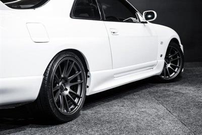 1996 Nissan Skyline - Thumbnail