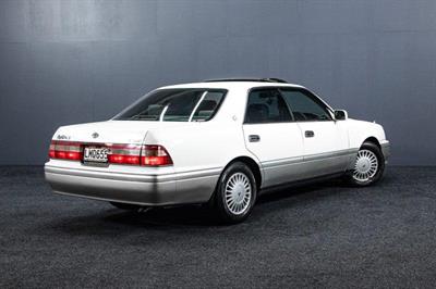 1996 Toyota Crown - Thumbnail