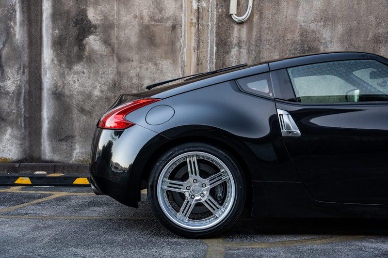 2009 Nissan Fairlady