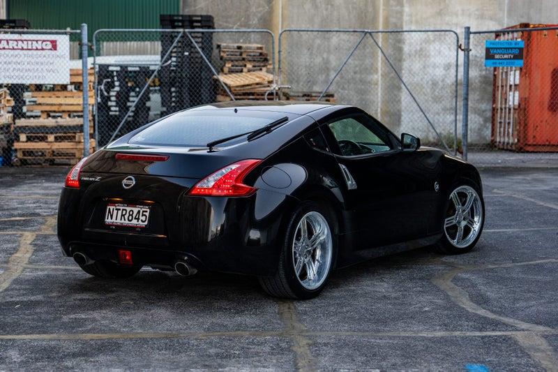 2009 Nissan Fairlady