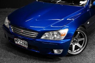 1999 Toyota Altezza - Thumbnail