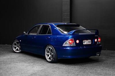 1999 Toyota Altezza - Thumbnail
