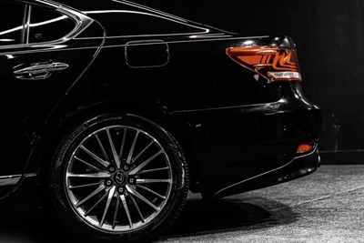 2014 Lexus LS 460 - Thumbnail