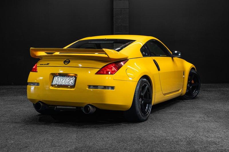 2005 Nissan Fairlady
