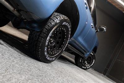 2010 Toyota Land Cruiser Prado - Thumbnail