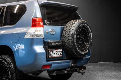2010 Toyota Land Cruiser Prado - Thumbnail