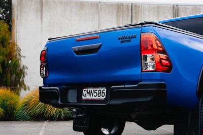 2017 Toyota Hilux - Thumbnail
