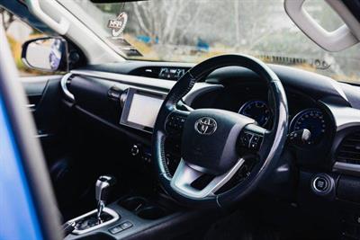 2017 Toyota Hilux - Thumbnail