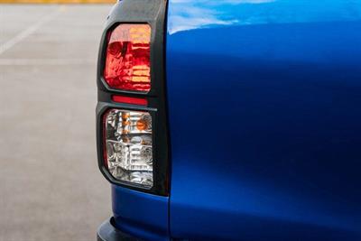 2017 Toyota Hilux - Thumbnail
