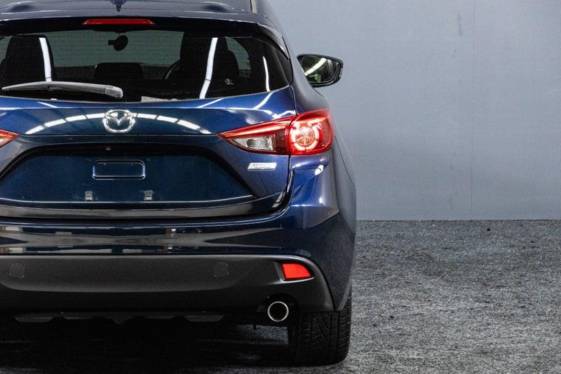 2015 Mazda Axela