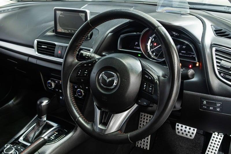 2015 Mazda Axela