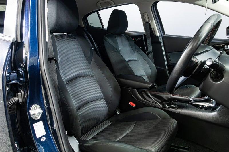 2015 Mazda Axela