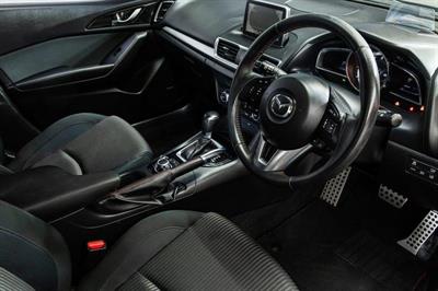 2015 Mazda Axela - Thumbnail