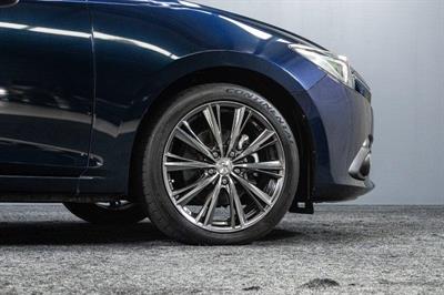 2015 Mazda Axela - Thumbnail
