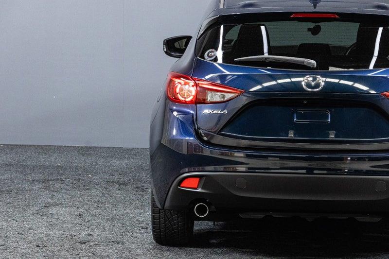 2015 Mazda Axela