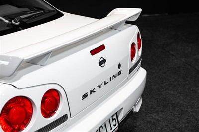 1998 Nissan Skyline - Thumbnail