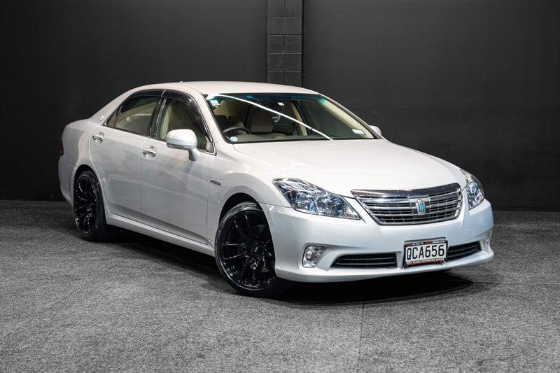 2011 Toyota Crown