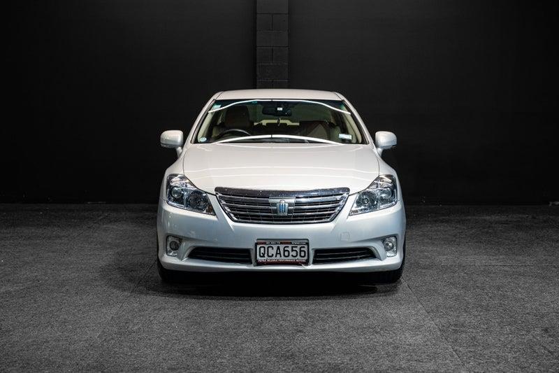 2011 Toyota Crown