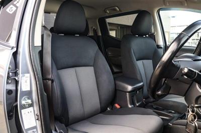 2016 Mitsubishi Triton - Thumbnail