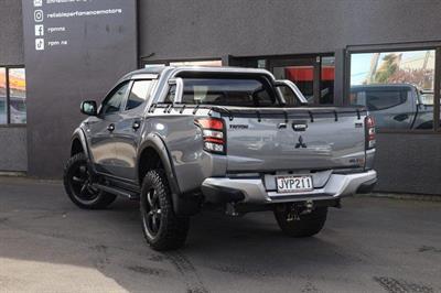 2016 Mitsubishi Triton - Thumbnail