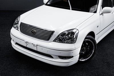 2003 Toyota Celsior - Thumbnail