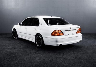 2003 Toyota Celsior - Thumbnail