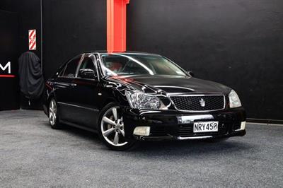 2006 Toyota Crown - Thumbnail