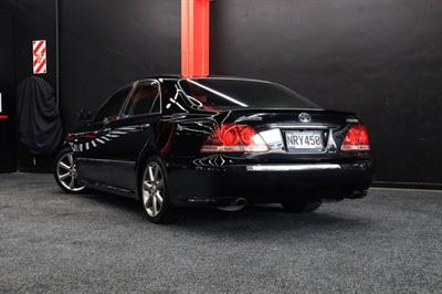 2006 Toyota Crown - Thumbnail