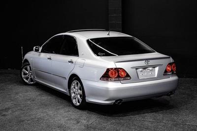 2005 Toyota Crown - Thumbnail