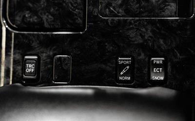 2005 Toyota Crown - Thumbnail