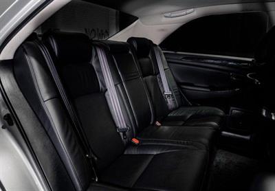 2005 Toyota Crown - Thumbnail