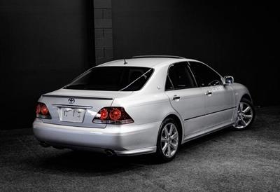 2005 Toyota Crown - Thumbnail