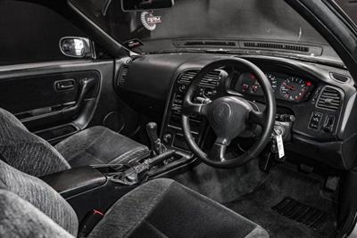 1994 Nissan Skyline - Thumbnail