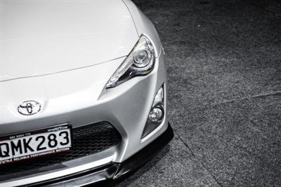 2012 Toyota 86 - Thumbnail