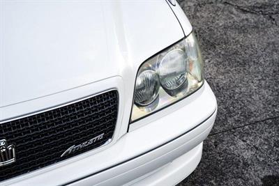 2000 Toyota Crown - Thumbnail