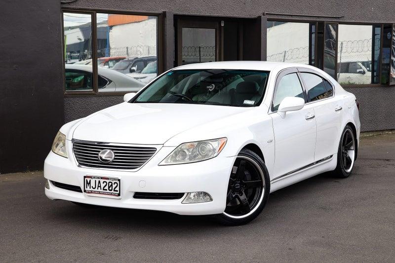 2007 Lexus LS 460