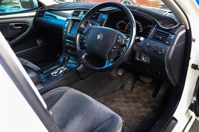 2005 Toyota Crown - Thumbnail
