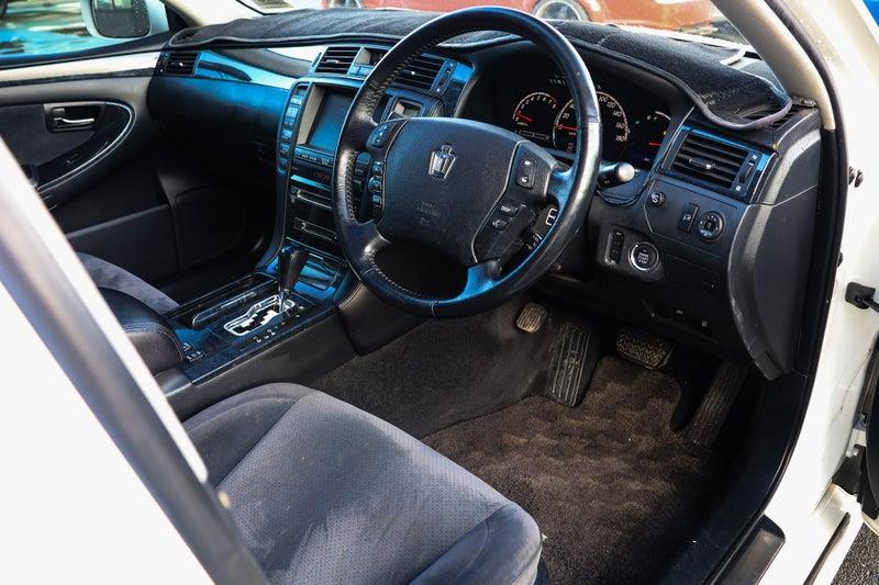 2005 Toyota Crown