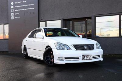 2005 Toyota Crown - Thumbnail